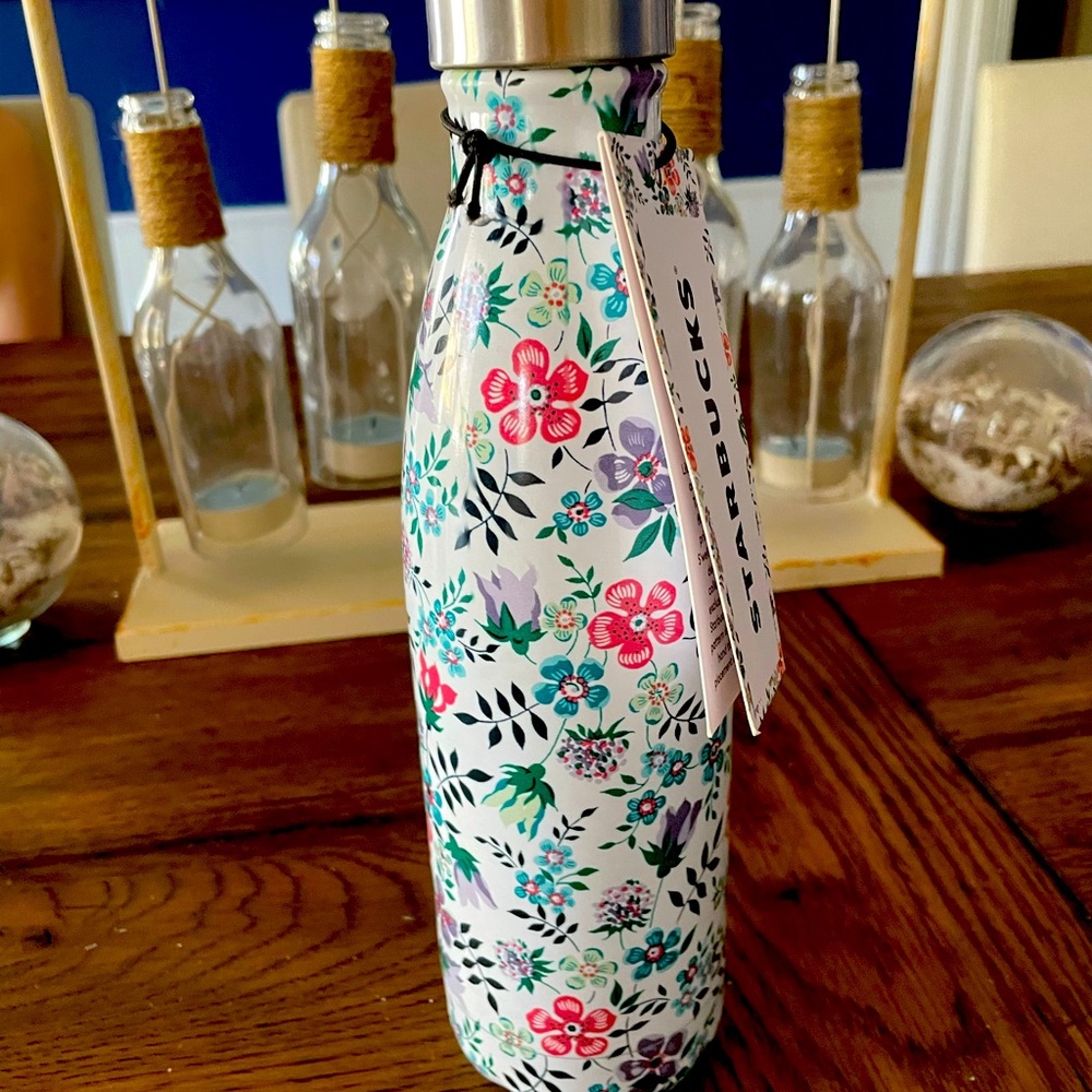 Starbucks swell bottle